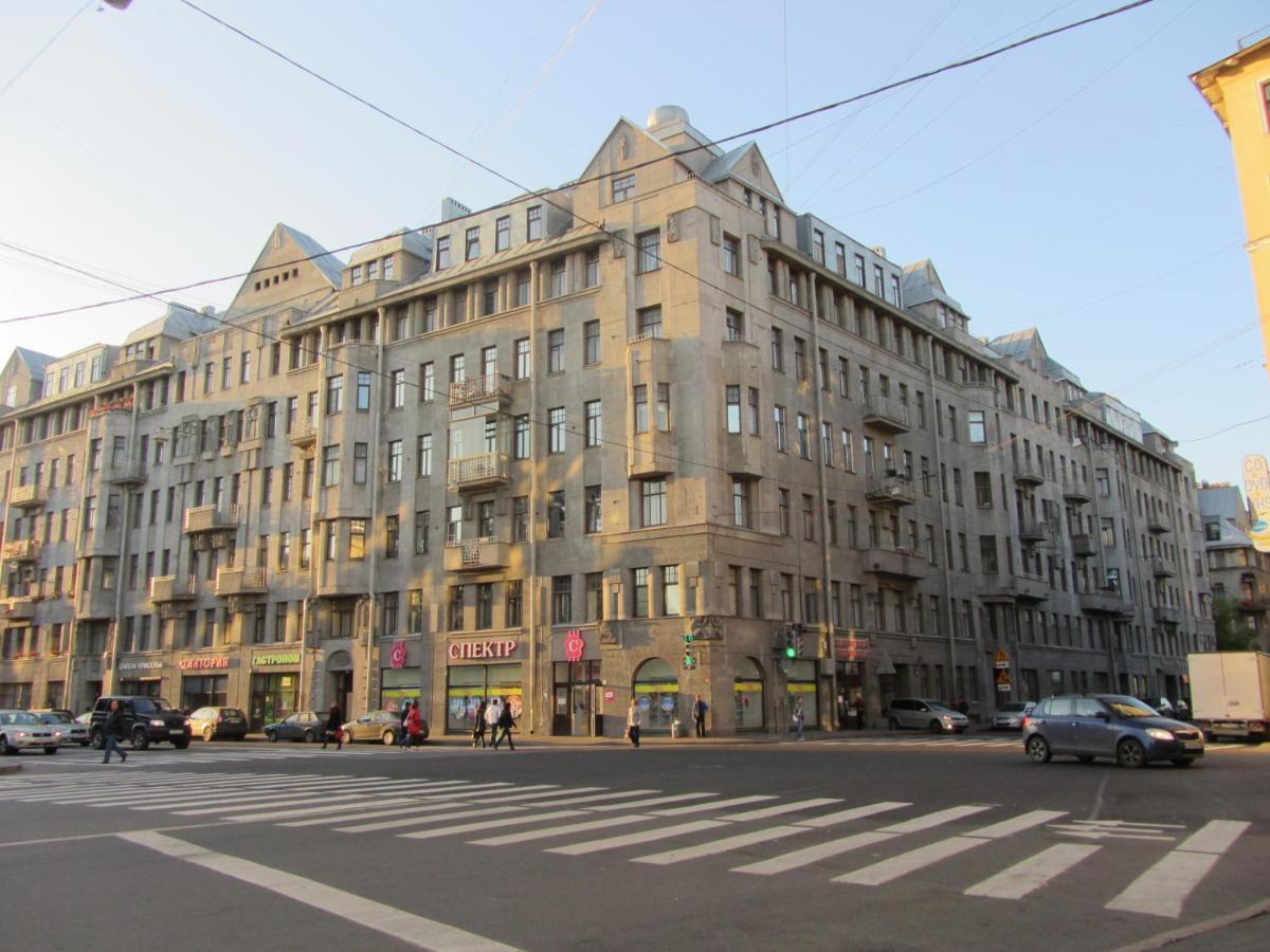 Apartment On Nekrasova サンクトペテルブルク エクステリア 写真